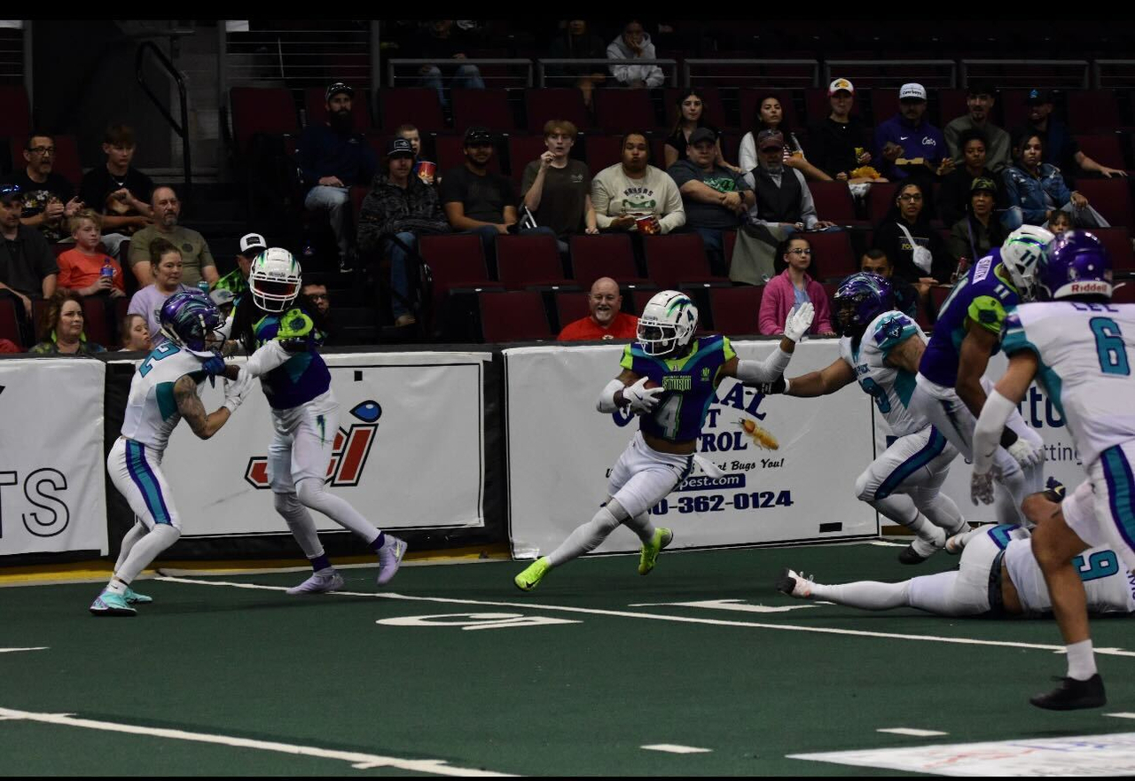 Michael Lawson returning an interception