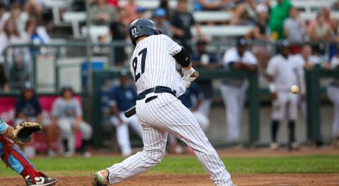 Payano's Gem, Offensive Outburst Lift Majors Past Red Sox