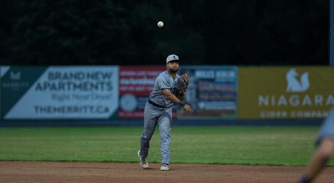 Majors Drop Tough Contest to Panthers, Top Seed Race Continues