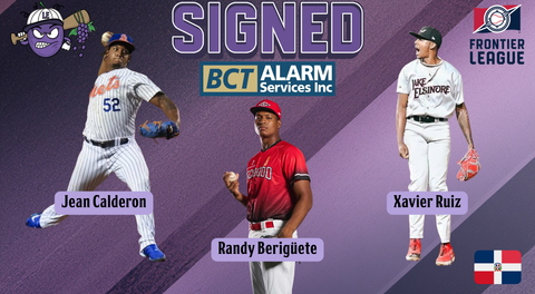 Crushers Sign Three Dominican Righties