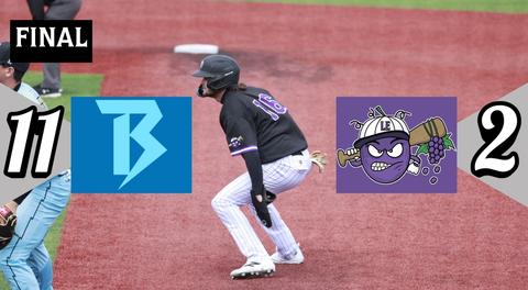 Early Storm of Bolts Runs Sinks Lake Erie in Middle Game