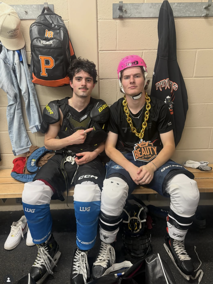 LUG hockey players competing in skill-based divisions