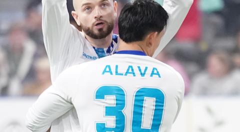 UCFC FALLS IN ST. LOUIS AFTER HOT START