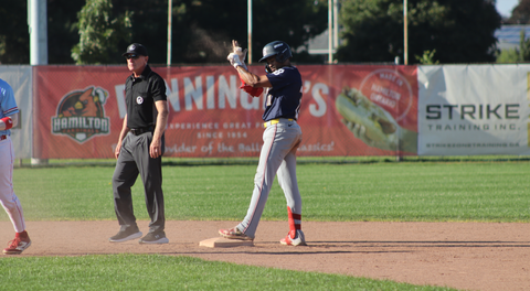 Baycats Break Through in Game 3, Defeat Cardinals 13-6