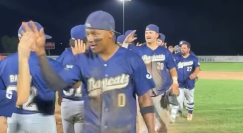 Baycats Use Three-Run Eighth to Beat Cardinals 6-3