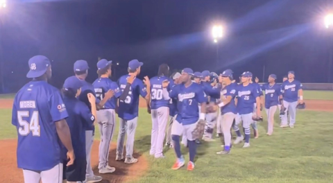 Baycats Beat Royals 8-4, Move Into Fourth Place