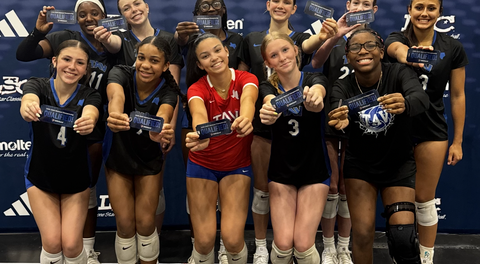 TAV 14 Black Secures 14 Open Bid