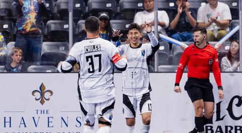 Sockers Show Force In 11-5 Win