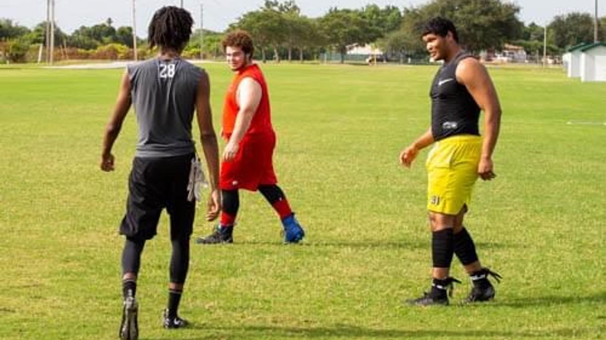 DUNEDIN PLAYERS STAYING IN SHAPE DURING PANDEMIC Dunedin Pirates Football