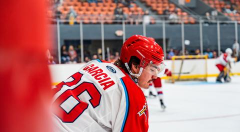 LOBSTERS TURN UP THE HEAT IN FLORENCE, FREEZE OUT THE ICE CATS