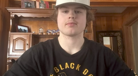 Ostrava Steel Hawks Sign Forward Noah Munn-Jennings