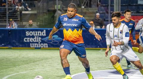 STARS RE-SIGN ROMAN TORRES FOR 2025-26 SEASON