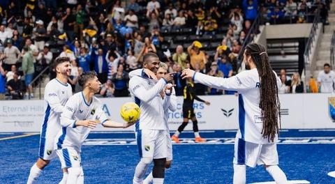 Sockers Dominate Wave To Win Cup