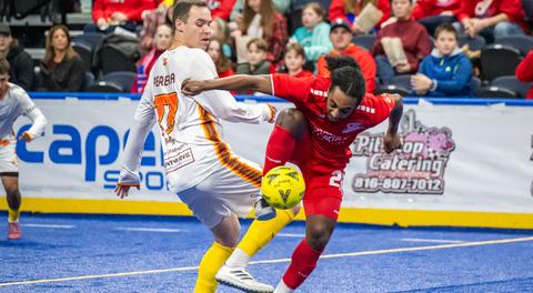 Comets drop shootout heartbreaker to Sockers
