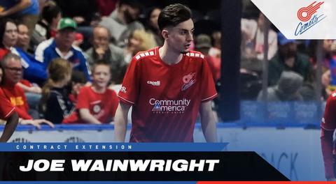 Comets re-sign midfielder Joe Wainwright