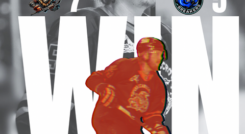 Clark Gets Tricky, Scarecrows Win Late 7-5