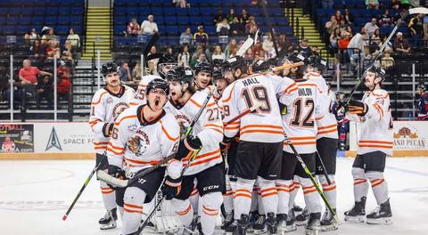 Scarecrows Rally In Third, Wilson Buries OT Winner, 4-3