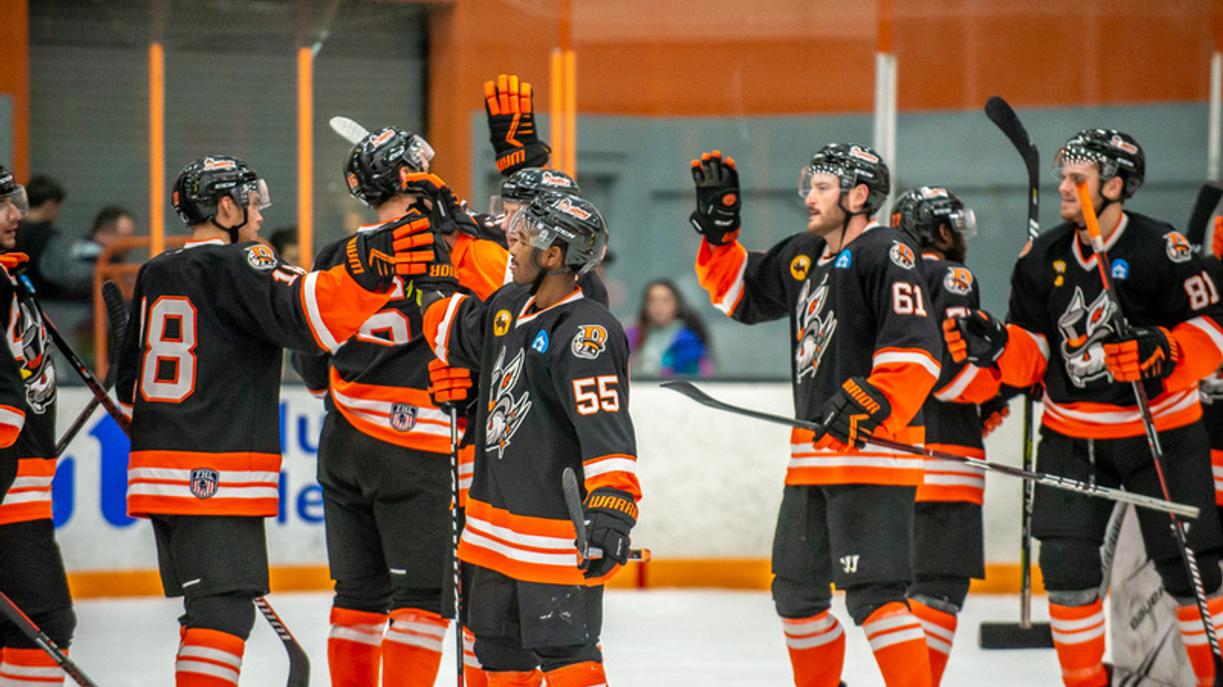DiNicola Nets Hat Trick Danbury Extends Win Streak To Six Danbury 