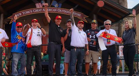 Firebirds at Bass Pro Shops Clifton Park, NY - Photo Gallery