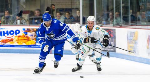 Parker Ties It in the Second, but Blue Ridge Pulls Away Late