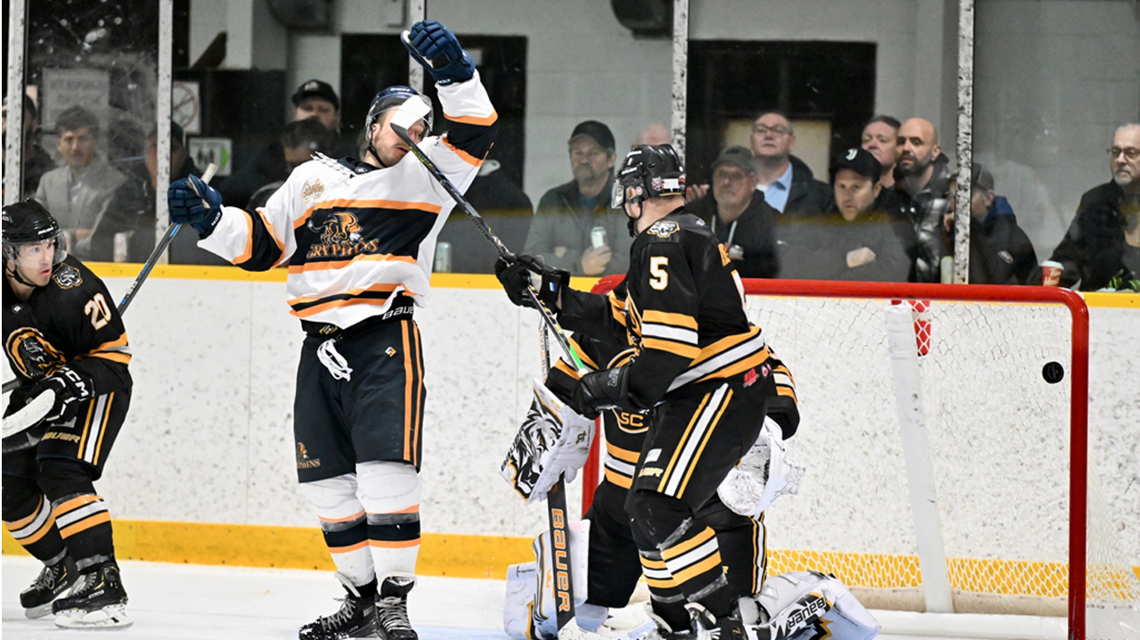 Gryphins score in overtime of Game 3 against Stoney Creek