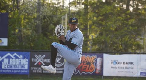 Baycats best Panthers in extra innings