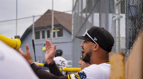 Panthers win third game in a row