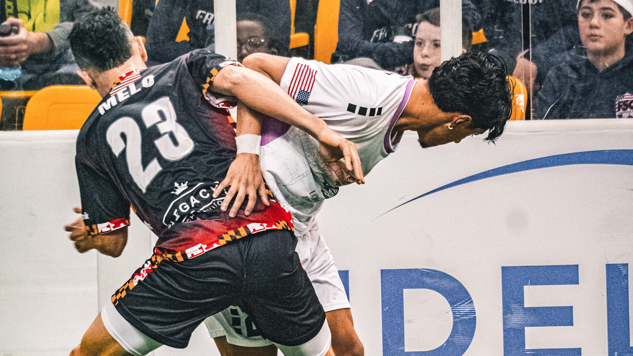 Photo of Baltimore's Jonatas Melo battling Alan Perez for the ball