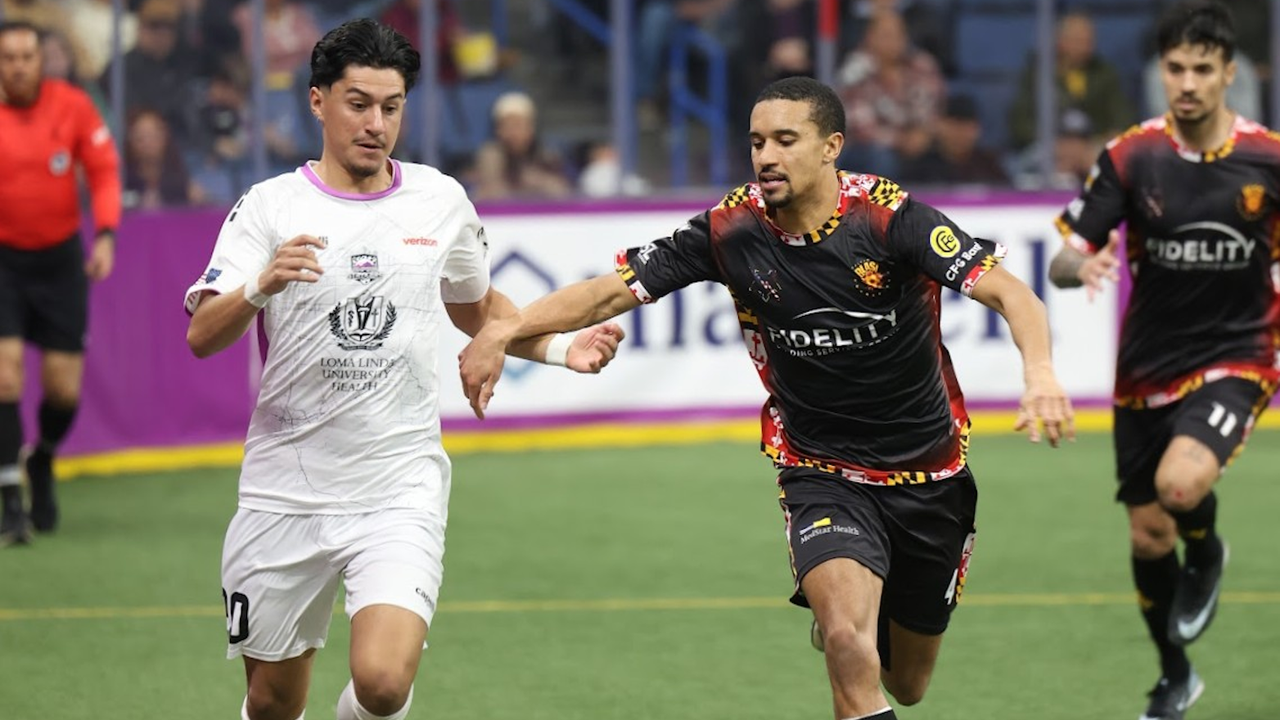 Photo of Alan Perez playing against Baltimore Blast
