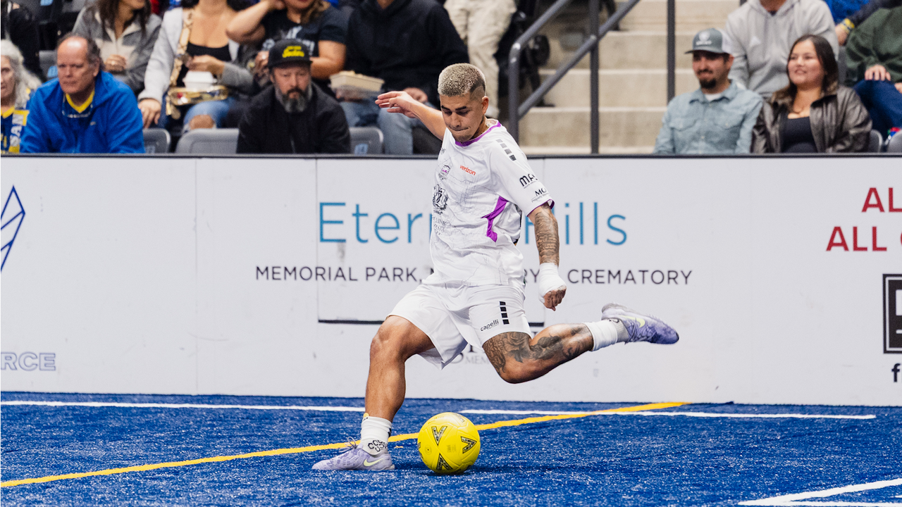 Photo of Justin Stinson playing at San Diego