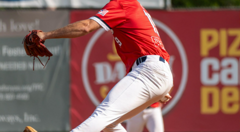 Pioneers Drop Game Two of Series with Red Wings