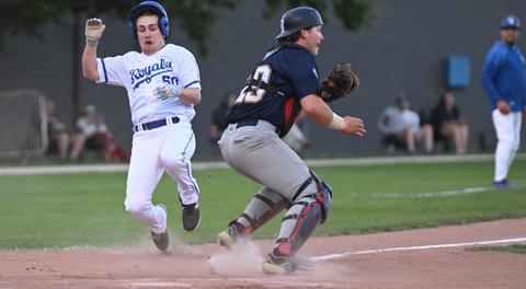Royals spread offence against Baycats