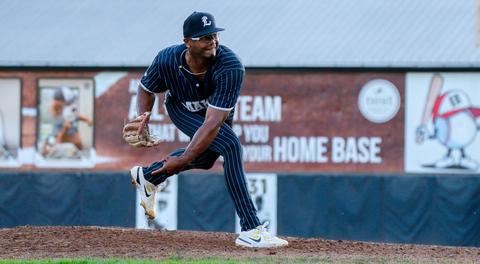 Payano dominates in Majors’ win