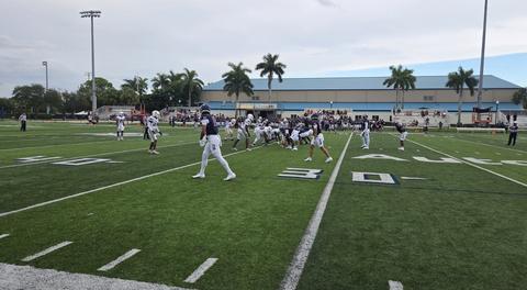 Bobcats Cage Admirals 52-14
