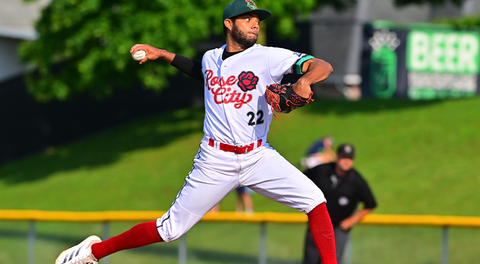 Jackfish scores early, often against Barnstormers