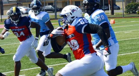 Wranglers Finish Strong, Blank Bombers 36-0 in Week 4