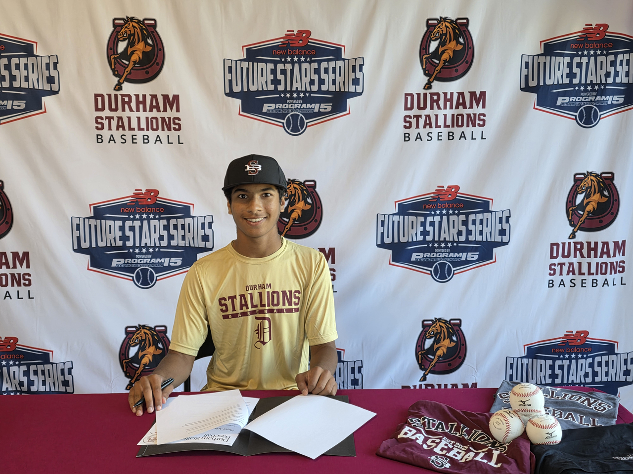 Stallions Signing Day Photo 1