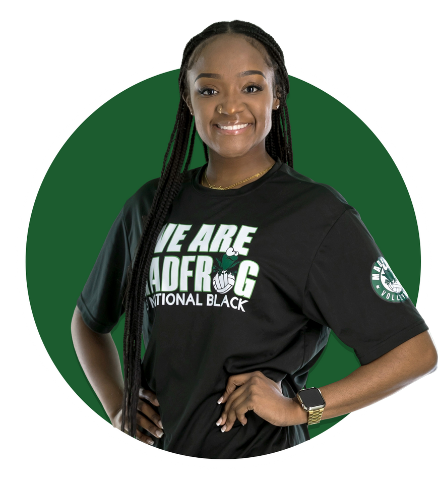 Coach Kamryn Carter