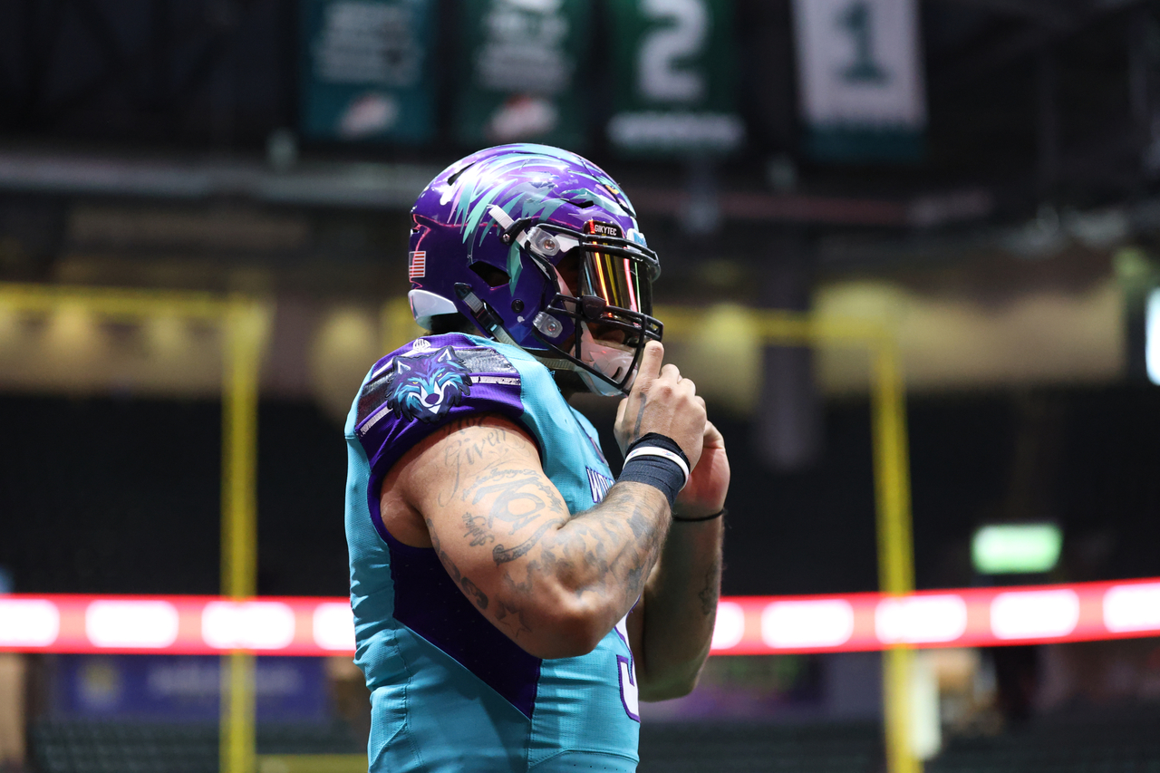 About Us - Washington Wolfpack