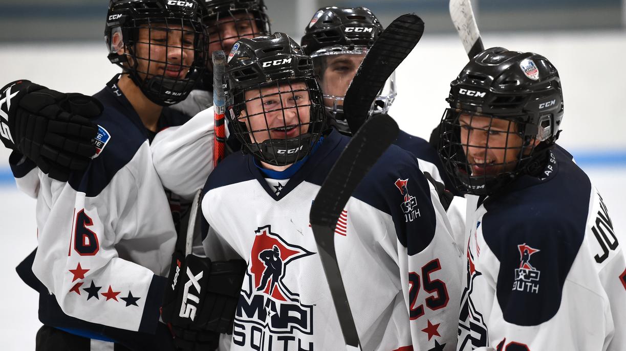 The Elite League supports MN High School Hockey Upper Midwest HS