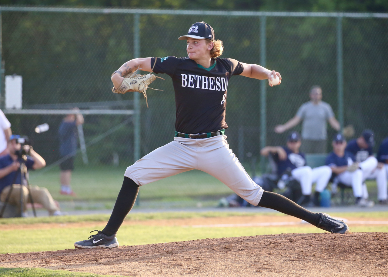 Bellis against the Aces by Mark Thalman